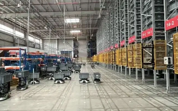 จีนกําลังสร้างซูเปอร์โรงงานหุ่นยนต์ลอจิสติกส์อัจฉริยะแห่งแรกของโลก