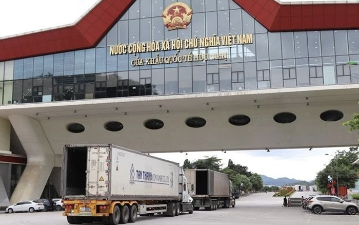 เวียดนามและจีนนําร่องการขนส่งสินค้าสองทางที่ประตูชายแดนระหว่างประเทศ