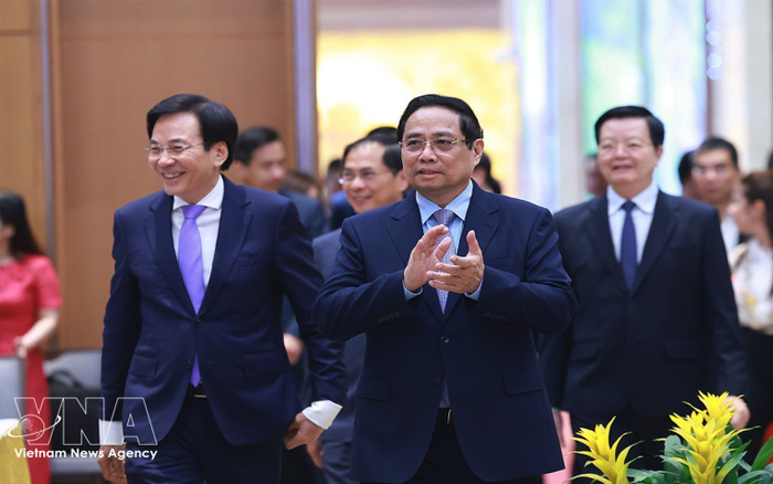 นายกรัฐมนตรีพบกับสํานักงานรัฐบาล สั่งดําเนินการทันทีหลังจากหยุด Tet