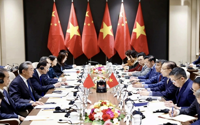 เวียดนามและจีนเสริมสร้างความไว้วางใจเชิงกลยุทธ์ กระชับความร่วมมือในทางปฏิบัติ