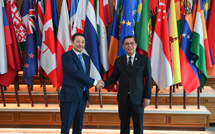 รัฐมนตรีว่าการกระทรวงการต่างประเทศเป็นเจ้าภาพการประชุมในห้วงอาหารกลางวันแก่เลขาธิการ CICA