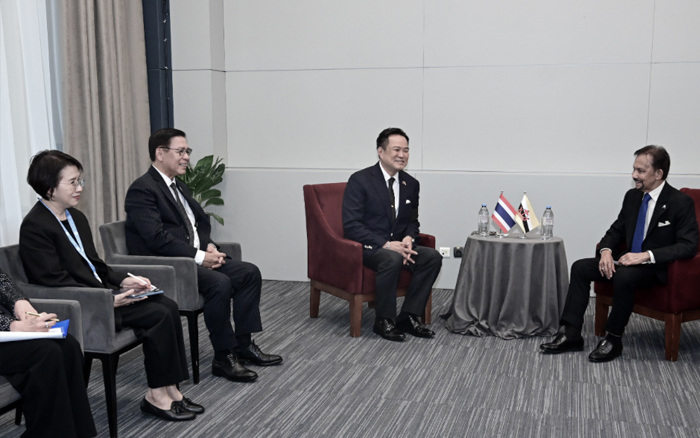 รองนายกรัฐมนตรีและรัฐมนตรีว่าการกระทรวงการต่างประเทศติดตามนายกรัฐมนตรี เข้าเฝ้าฯ สมเด็จพระราชาธิบดีฮาจี ฮัซซานัล บลเกียะฮ์ แห่งบรูไนดารุสซาลาม ในห้วงการประชุมสุดยอดอาเซียน - รัสเซีย สมัยพิเศษ ที่เมืองคาซาน