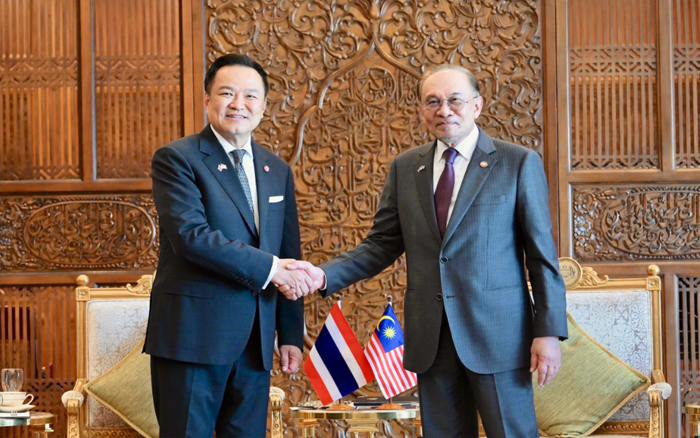 รองนายกรัฐมนตรีและรัฐมนตรีว่าการกระทรวงการต่างประเทศติดตามนายกรัฐมนตรีเดินทางเยือนมาเลเซียอย่างเป็นทางการ