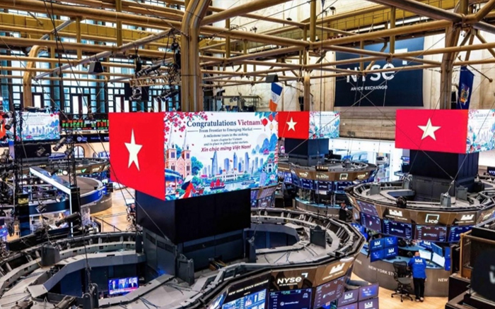 ธงเวียดนามปรากฏที่ NYSE ก่อนการจัดประเภทตลาดใหม่