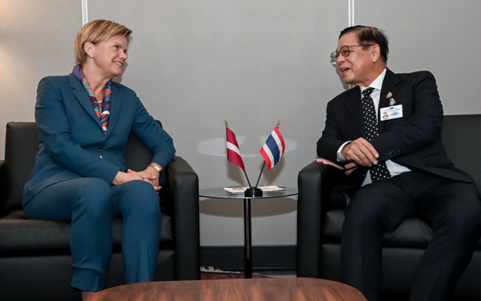 รองนายกรัฐมนตรีและรัฐมนตรีว่าการกระทรวงการต่างประเทศพบหารือกับรัฐมนตรีว่าการกระทรวงการต่างประเทศสาธารณรัฐลัตเวียในห้วงสัปดาห์ผู้นำของการประชุมสมัชชาสหประชาชาติ สมัยสามัญ ครั้งที่ 81