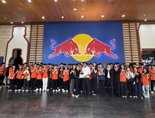 สมาคมฯ นำนักศึกษา FPT University ศึกษาดูงาน TCP Legacy Museum และโรงงานผลิต