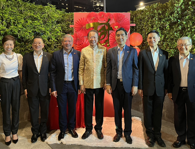 คณะกรรมการสมาคมมิตรภาพไทย-เวียดนามเข้าร่วมงานเฉลิมฉลองในเทศกาลปีใหม่ จัดโดยสถานเอกอัครราชทูตสาธารณรัฐสังคมนิยมเวียดนามประจำประเทศไทย 